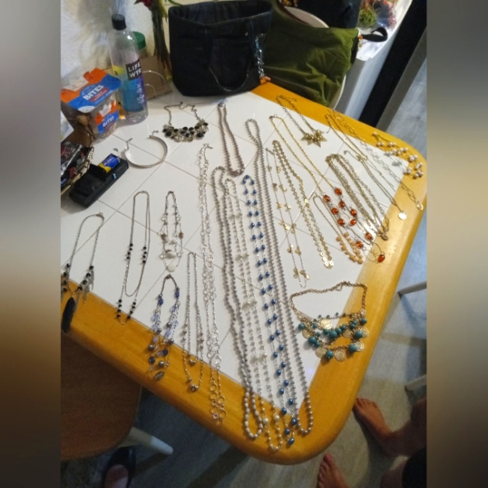 NECKLACE BUNDLES